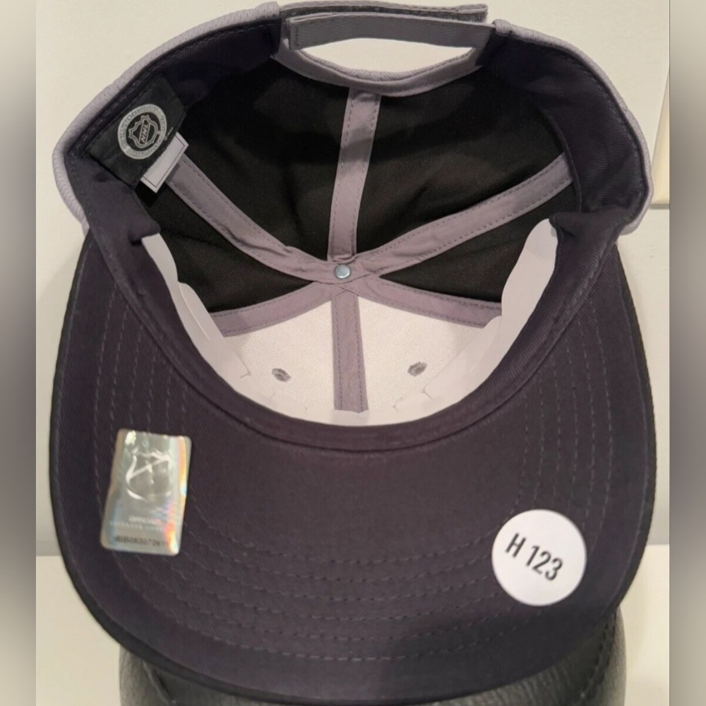 Las Vegas Golden Knights NHL Snapback Adjustable Hat Cap Grey Mesh Beige/Black - Picture 5 of 5